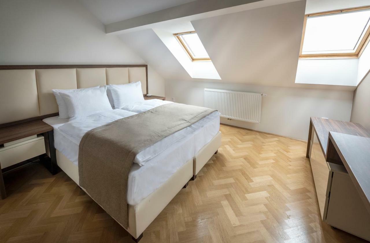 Letna Garden Suites Prague Ngoại thất bức ảnh