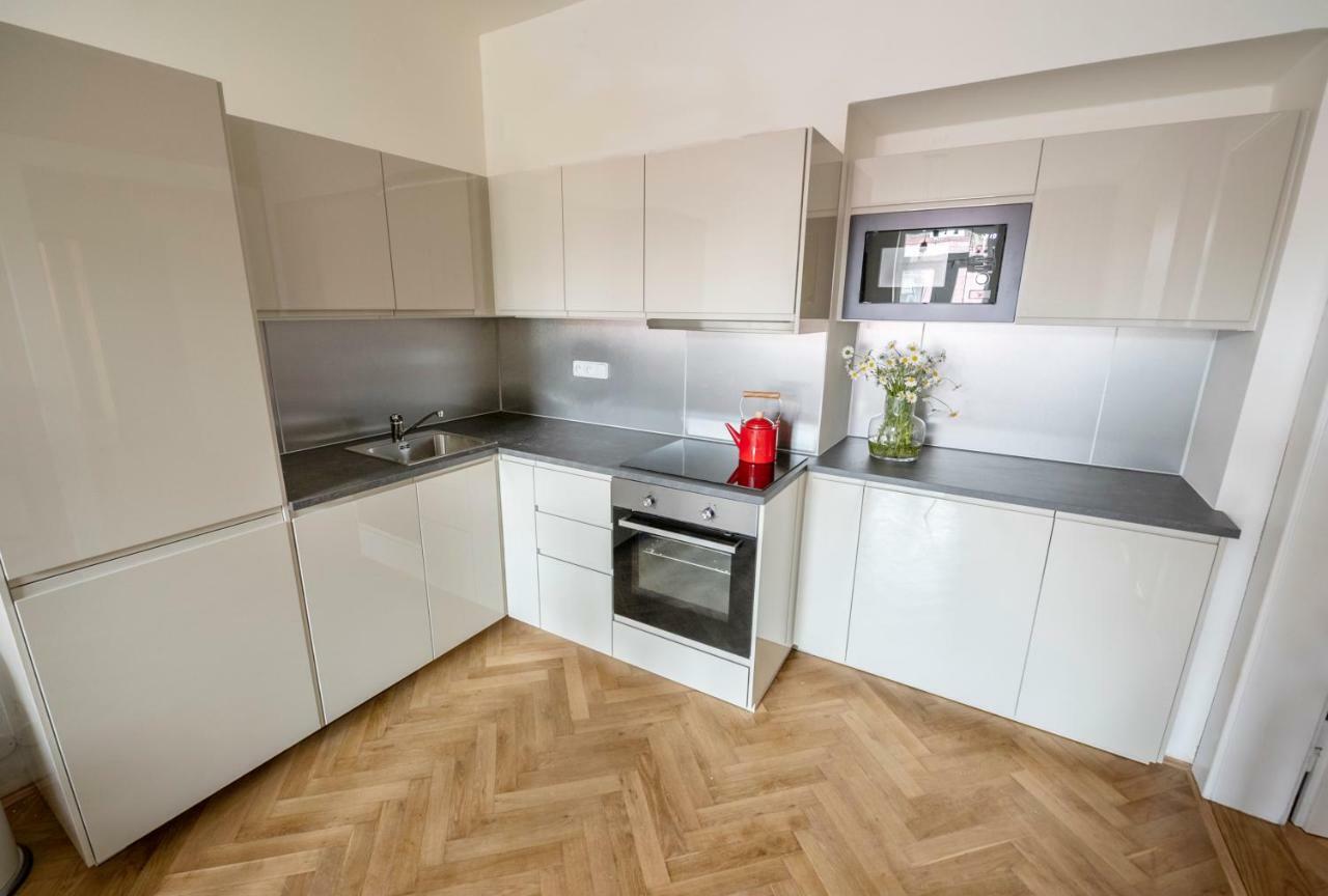 Letna Garden Suites Prague Ngoại thất bức ảnh